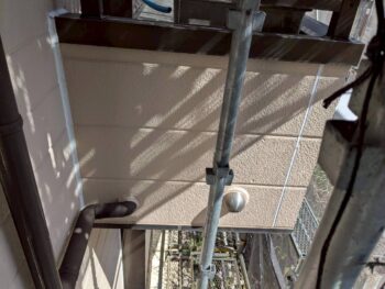 川崎市幸区にて外壁コーキング（シーリング）工事を行いました。